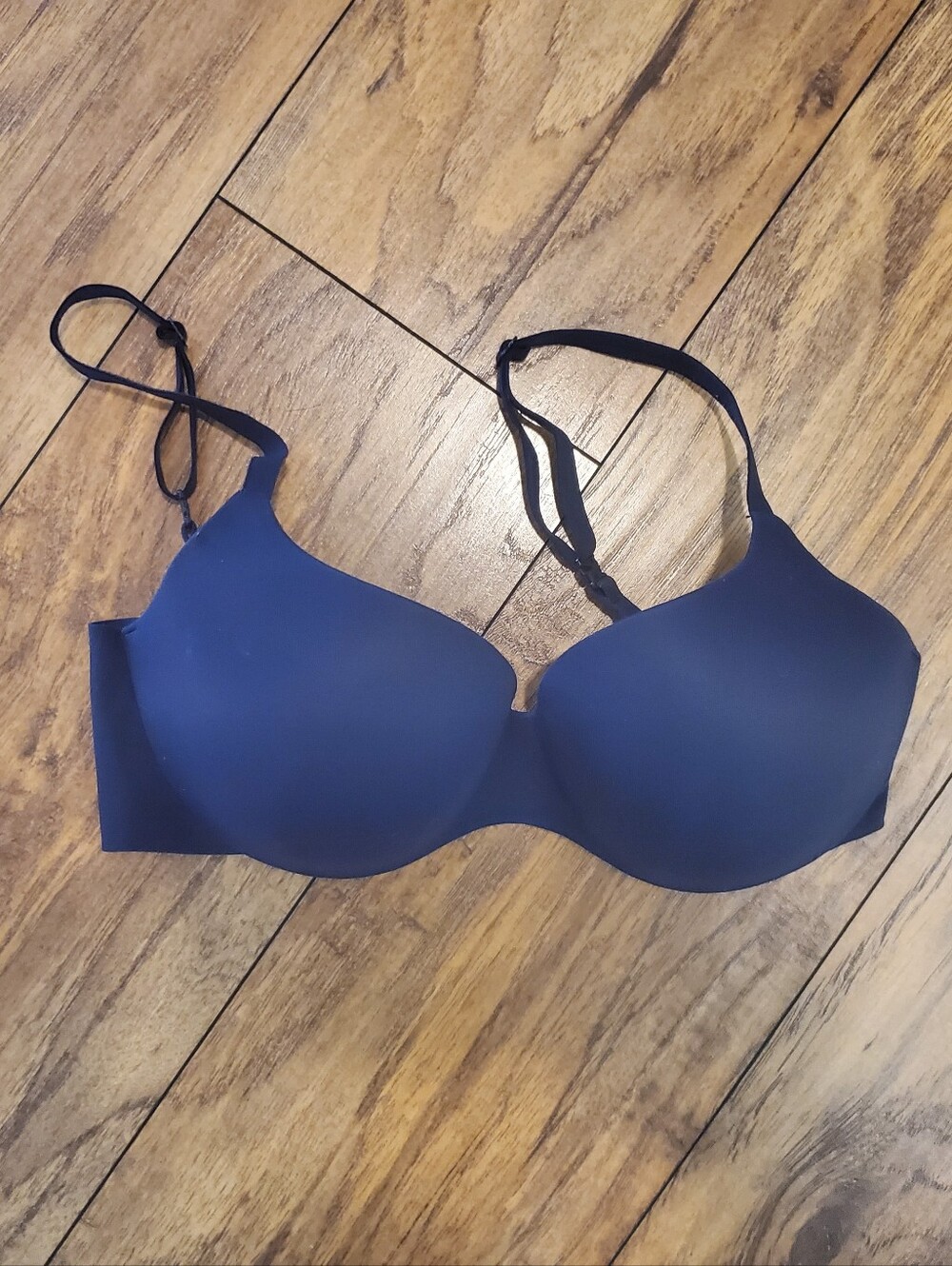 Victoria’s Secret Navy Lined Demi Bra 32DD